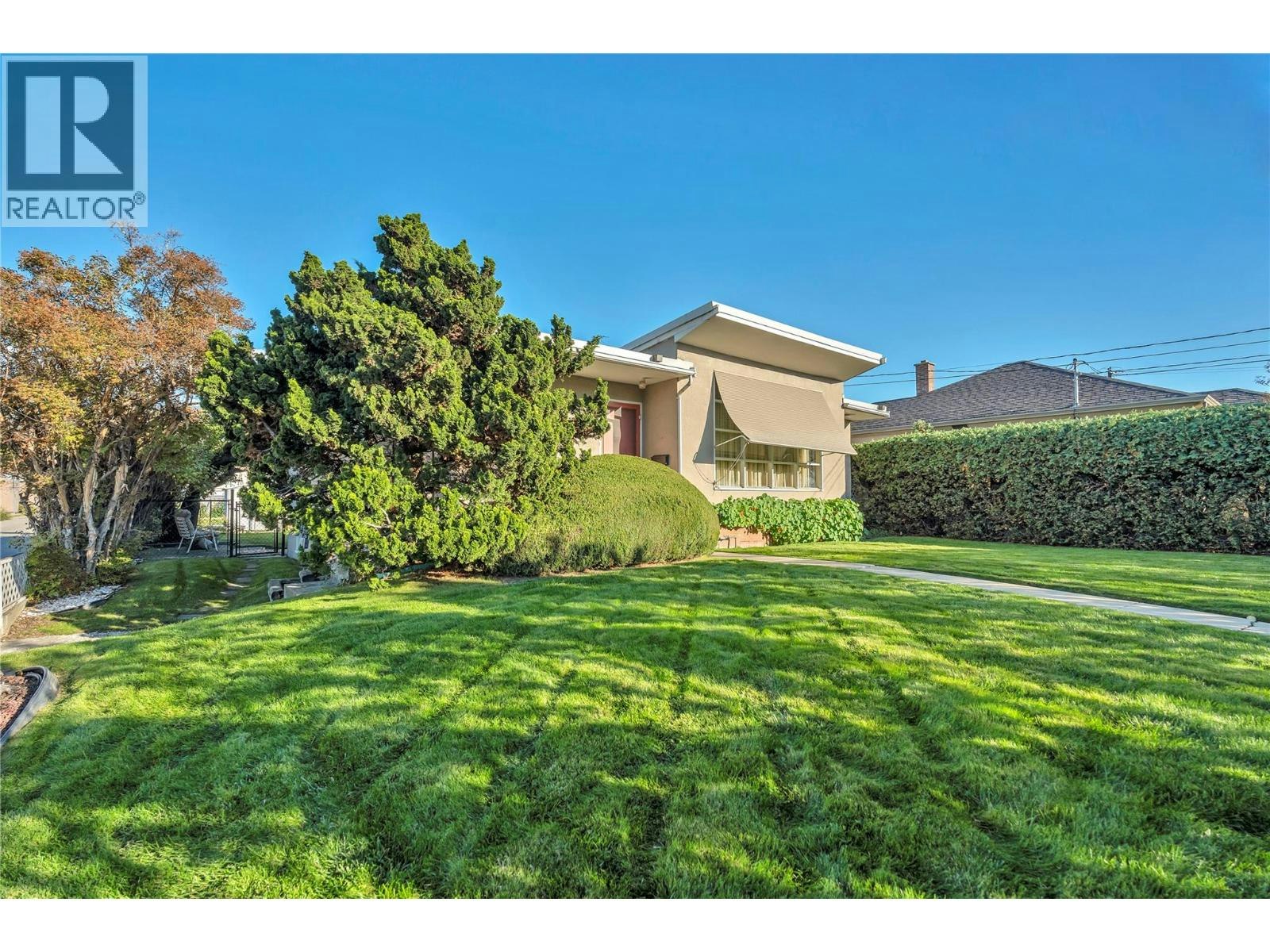 1256 Fairview Road, Penticton, BC, V2A 5Z6