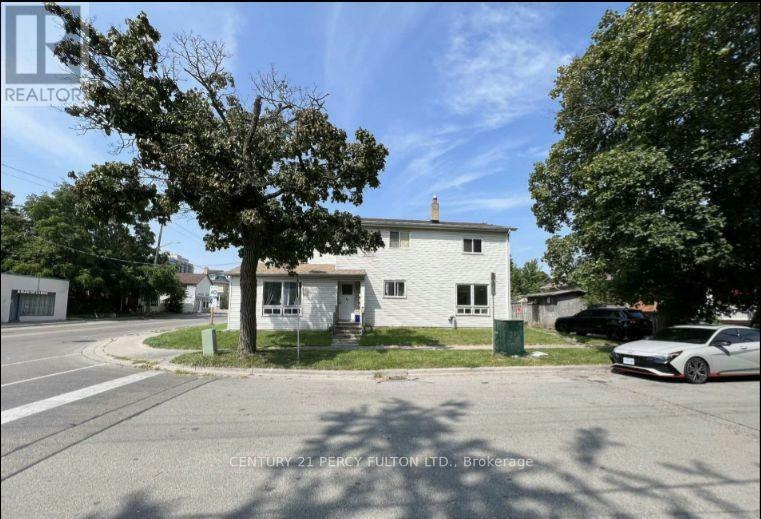 86 Brock Street E, Oshawa, ON, L1G 1S1 - 2