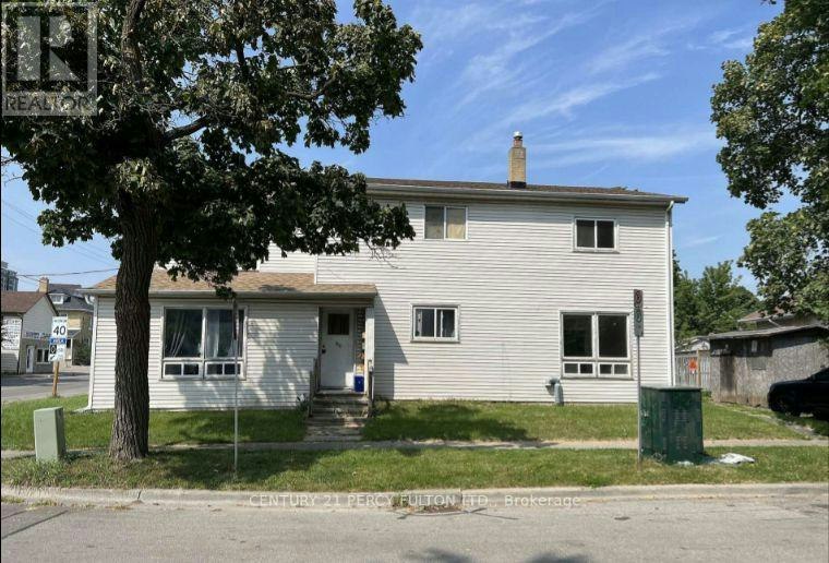86 Brock Street E, Oshawa, ON, L1G 1S1