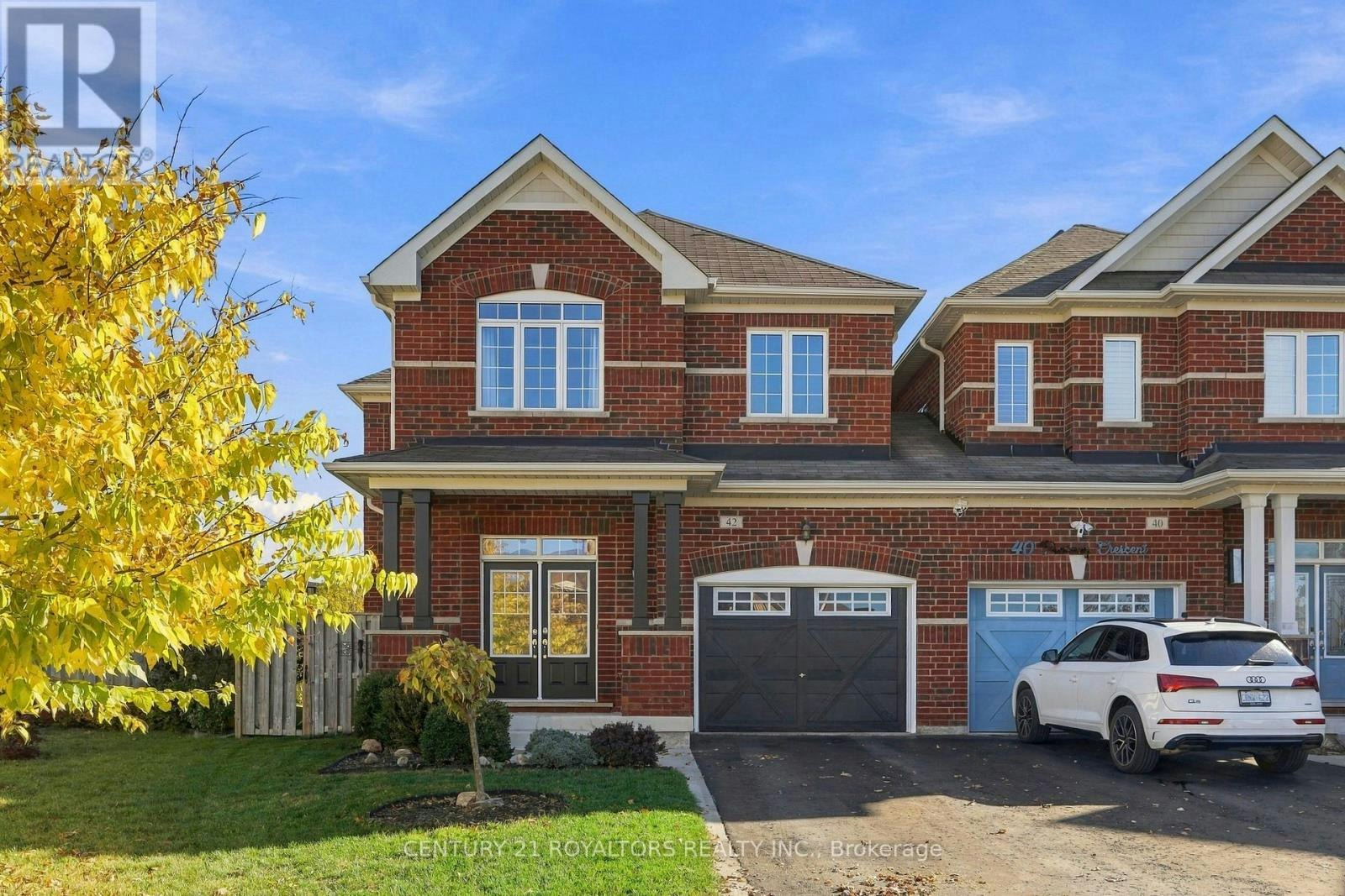 42 Pearcey Crescent, Barrie, ON, L4N 7H6