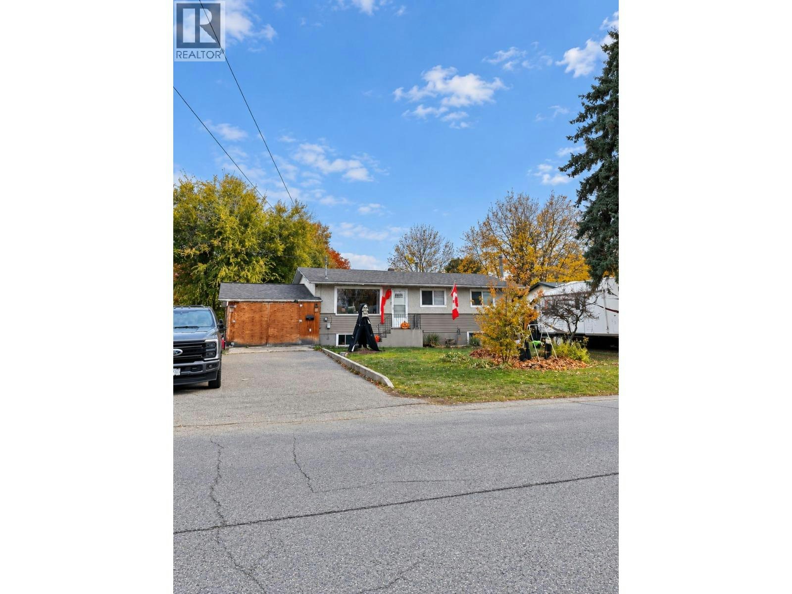 215 Davie Road, Kelowna, BC, V1X 3Y6