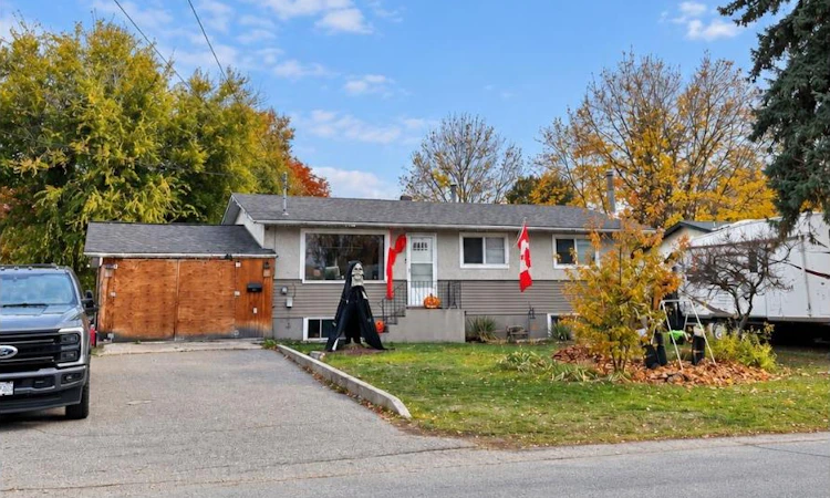 215 Davie Road