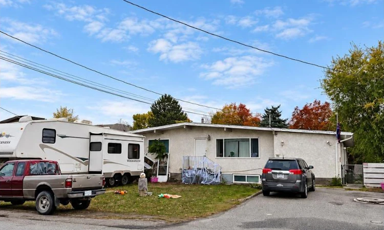 195 Davie Road
