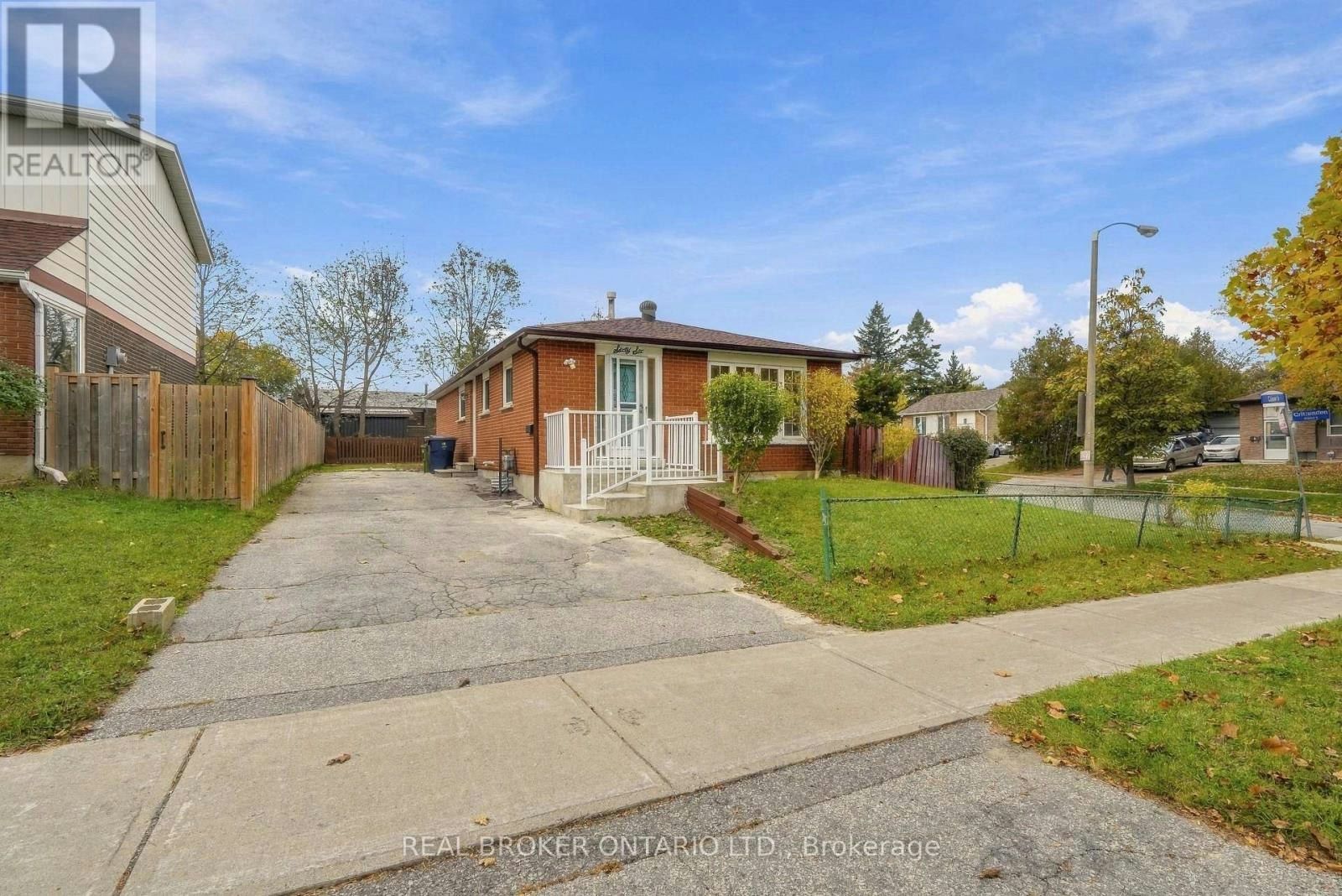 66 Crow Trail, Toronto, ON, M1B 1X7