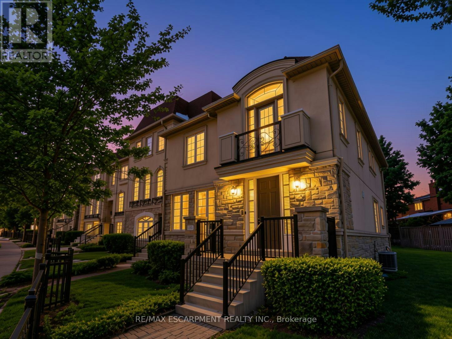 131 Robert Speck Parkway, Mississauga, ON, L4Z 0A6