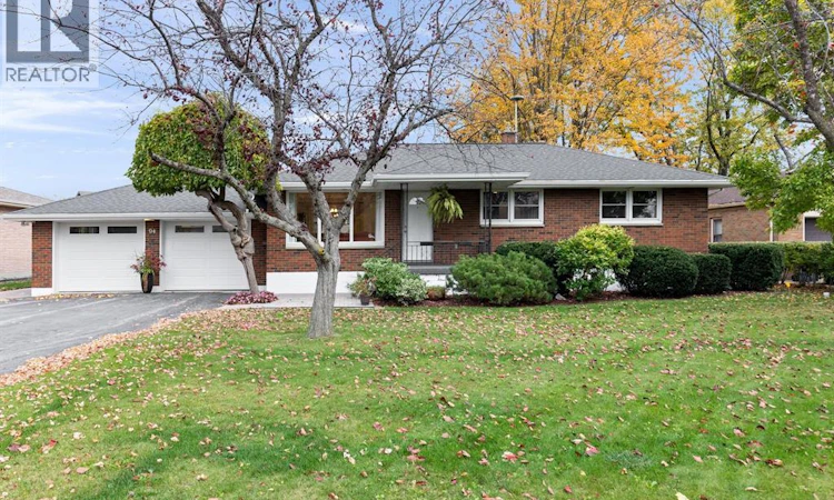 94 Queen Street South
