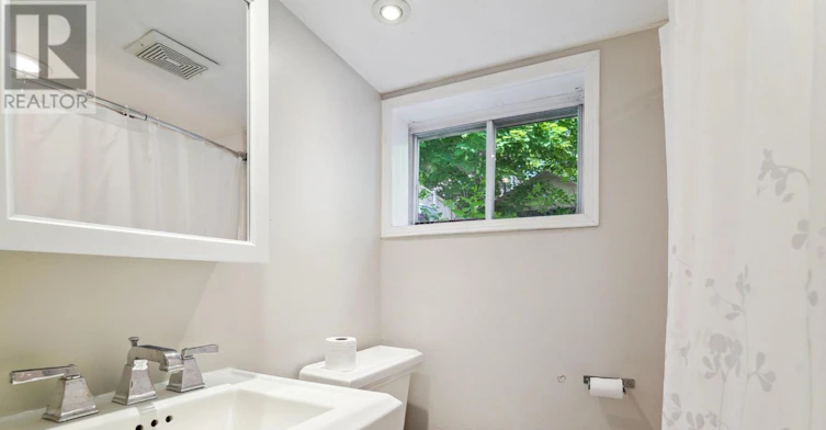 134 Moore Avenue, Toronto, ON, M4T 1V8 - 17