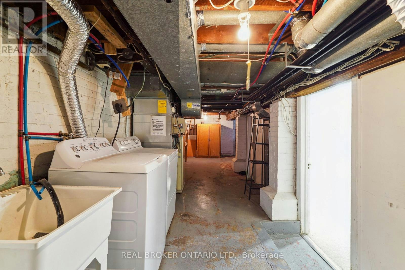 134 Moore Avenue, Toronto, ON, M4T 1V8 - 18