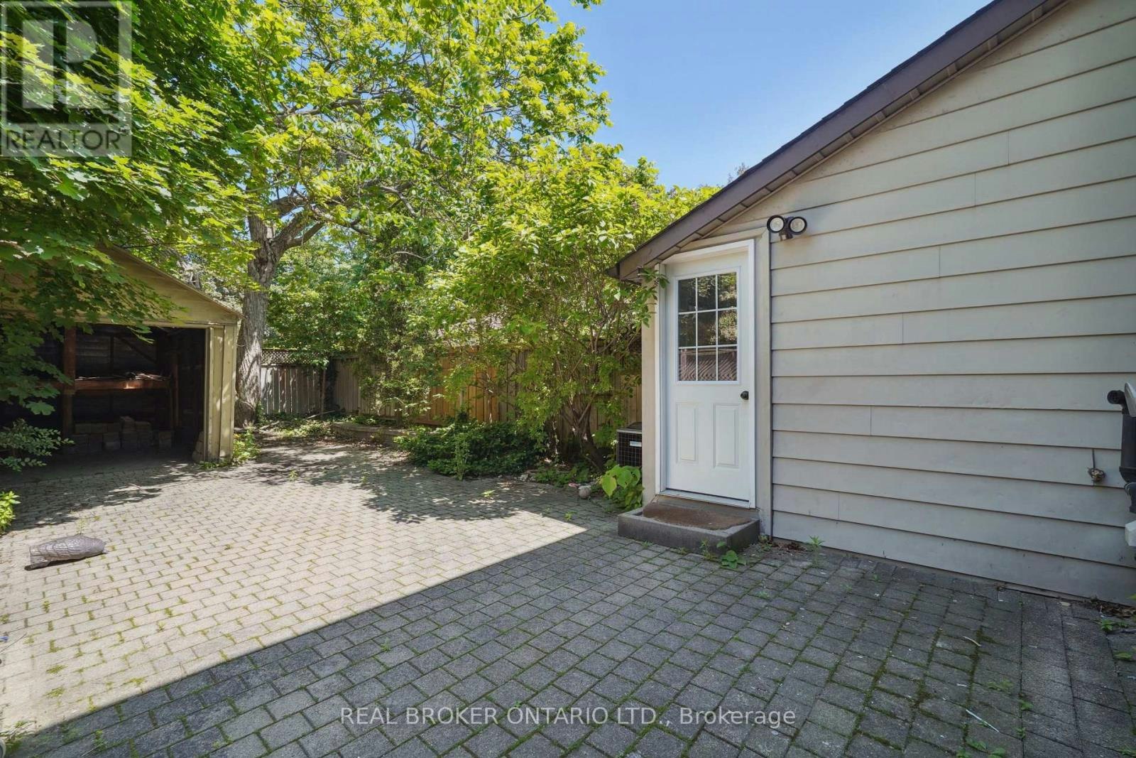 134 Moore Avenue, Toronto, ON, M4T 1V8 - 21