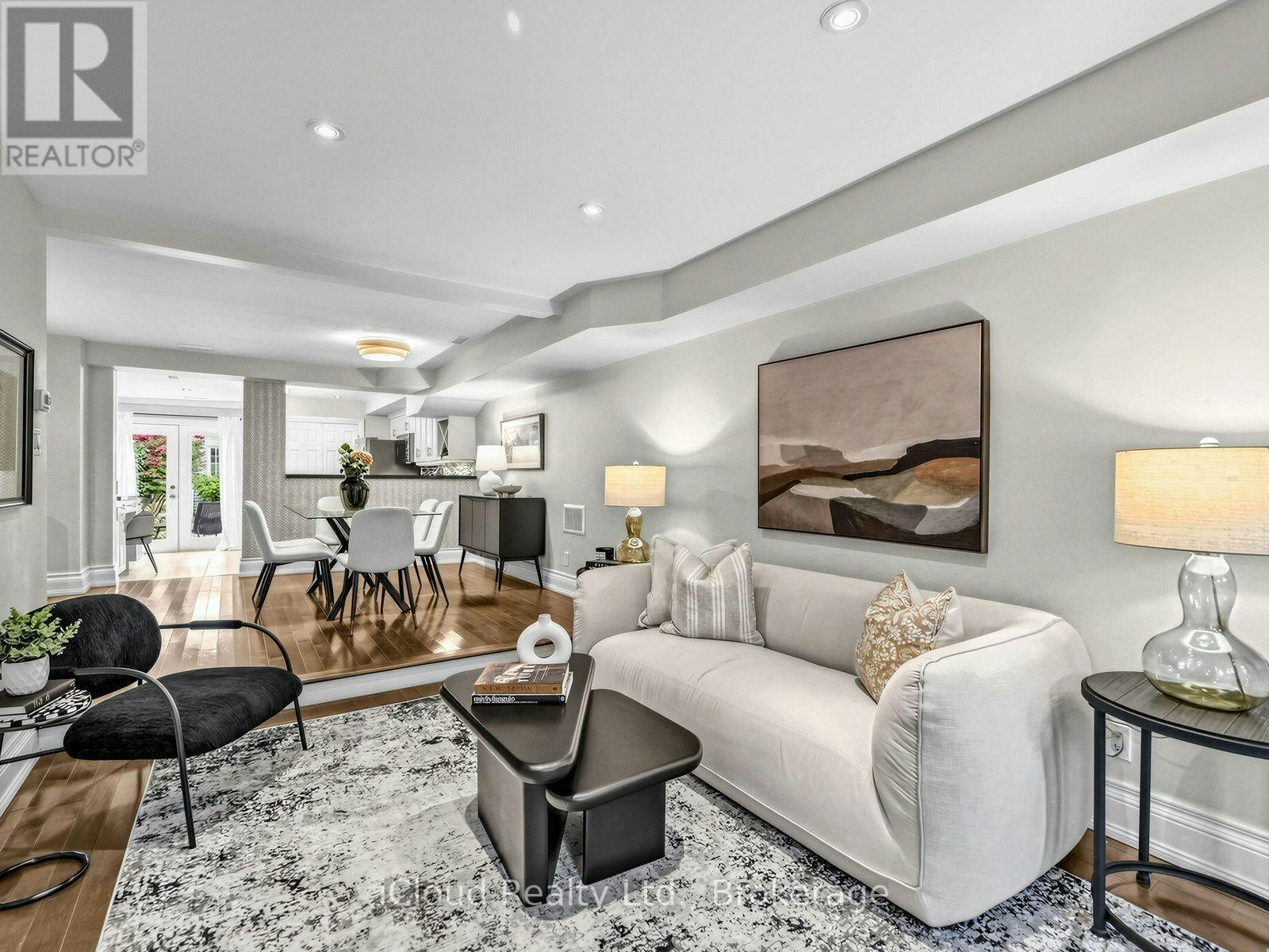 54 Arundel Avenue, Toronto, ON, M4K 3A4