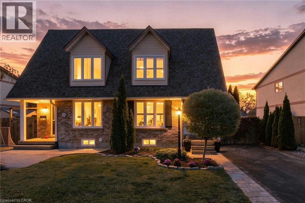 2266 Melissa Crescent, Burlington, ON, L7P 3W4