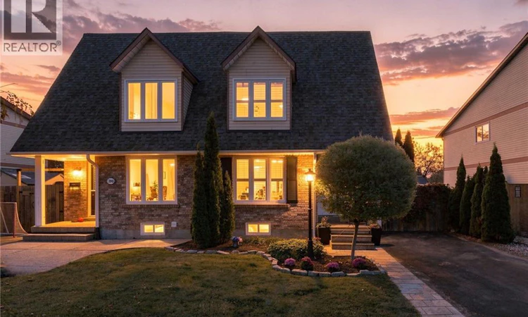 2266 Melissa Crescent