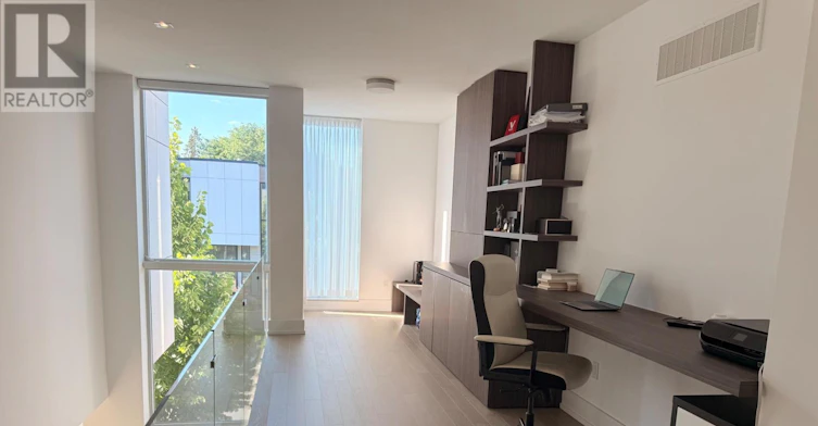 9 Fairmeadow Avenue, Toronto, ON, M2P 0A5 - 12
