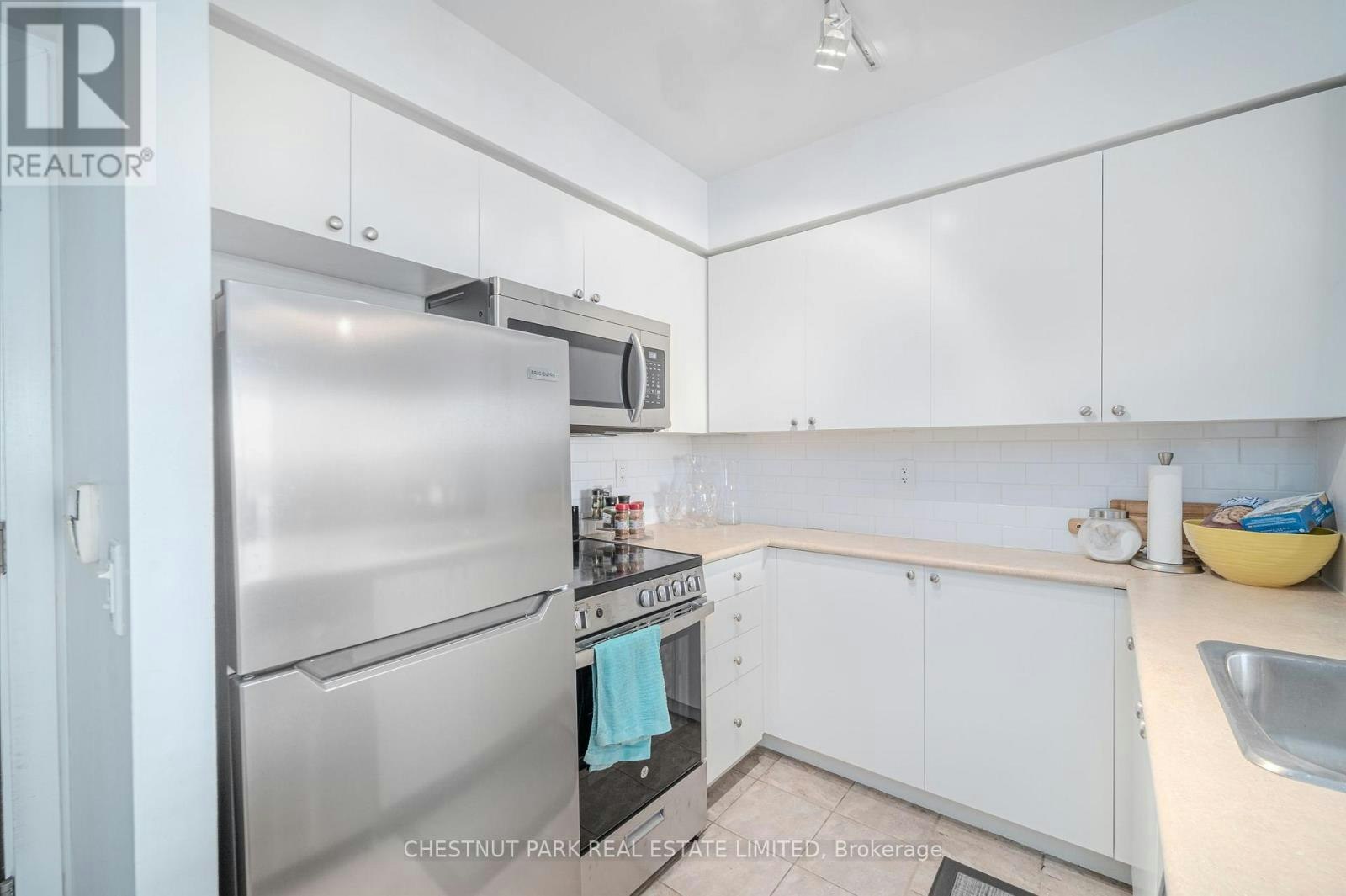 2308-50 Lynn Williams Street, Toronto, ON, M5V 1N9 - 9