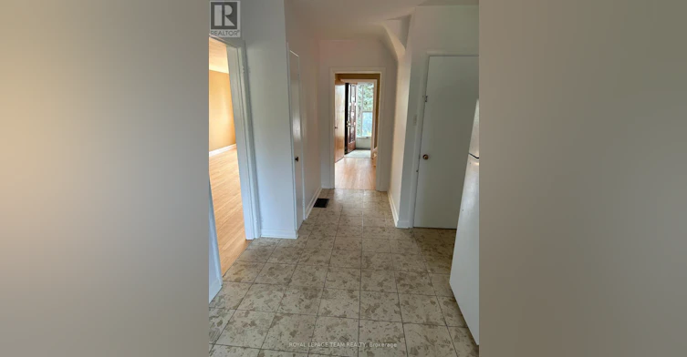 2644 Alta Vista Drive, Ottawa, ON, K1V 7T2 - 6