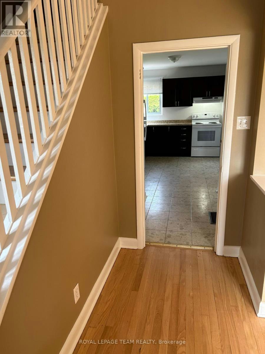 2644 Alta Vista Drive, Ottawa, ON, K1V 7T2 - 3
