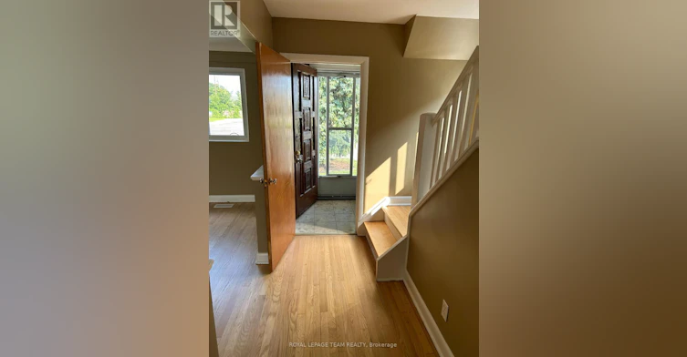 2644 Alta Vista Drive, Ottawa, ON, K1V 7T2 - 2