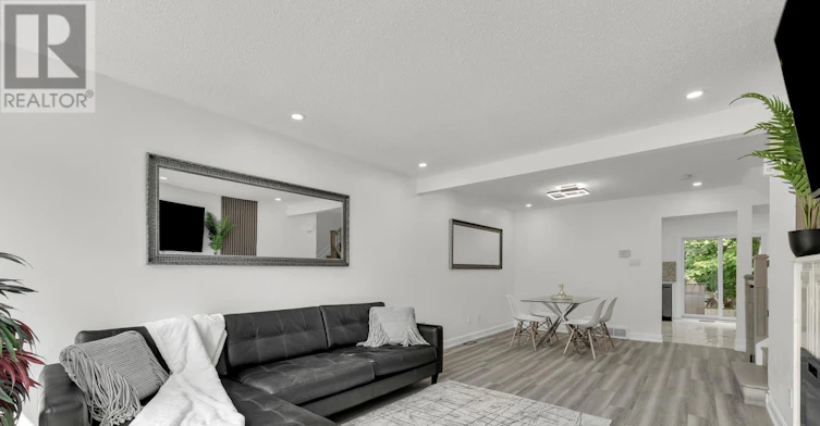 213 Booth Street, Ottawa, ON, K1R 7V4 - 9