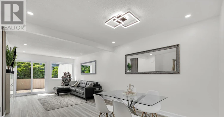 213 Booth Street, Ottawa, ON, K1R 7V4 - 3