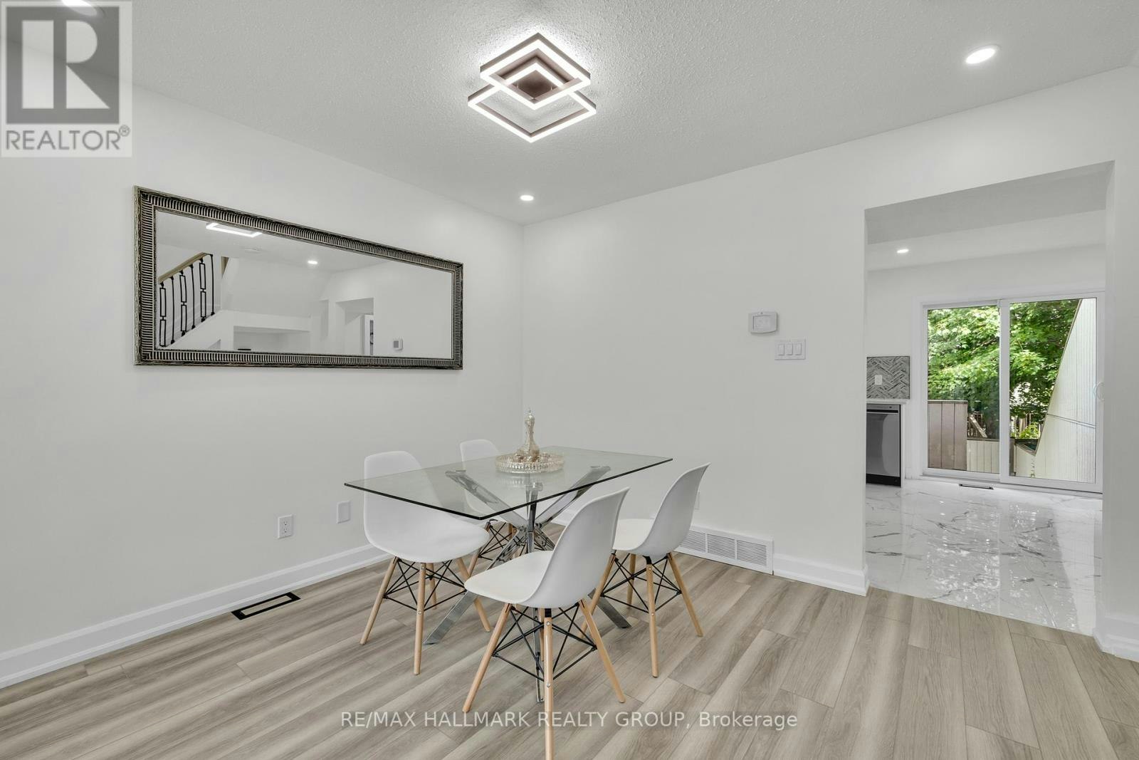 213 Booth Street, Ottawa, ON, K1R 7V4 - 13