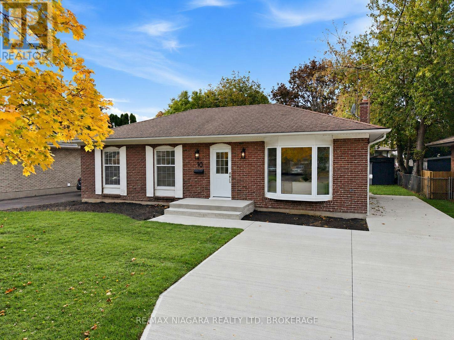10 Highcourt Crescent, St. Catharines, ON, L2M 3M6