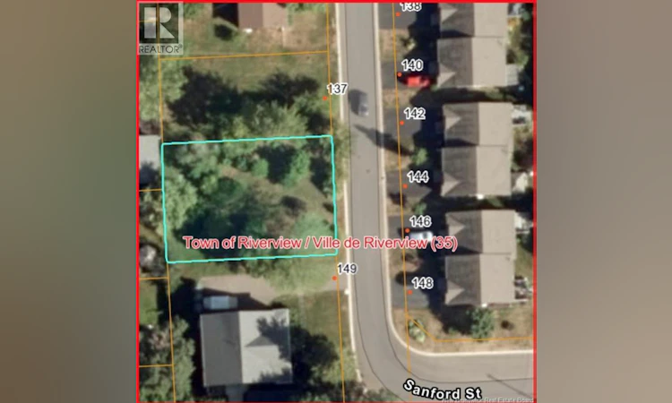 Lot Sanford Street