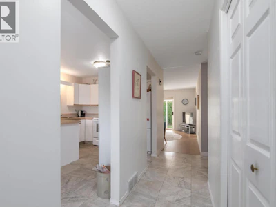 7-145 Redwing Place - 4