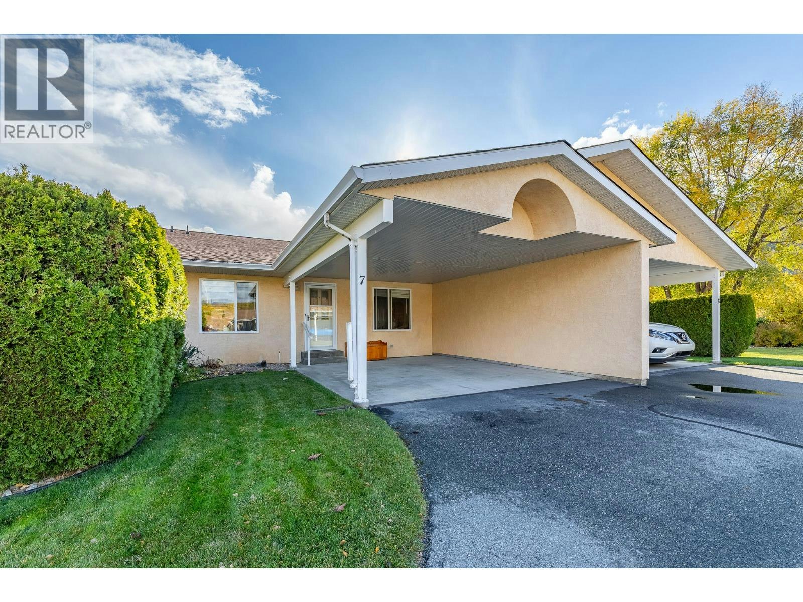 7-145 Redwing Place - 2