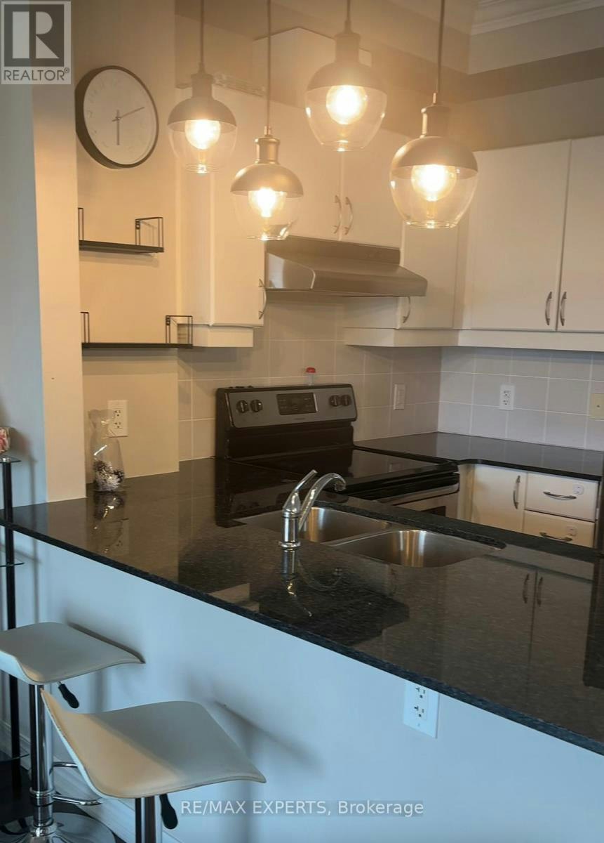 608-7730 Kipling Avenue, Vaughan, ON, L4L 1Y9