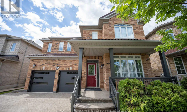 20 Revelstoke Place
