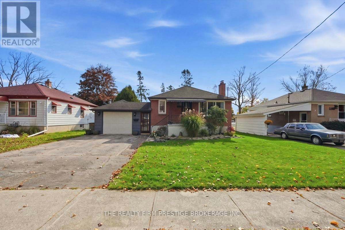 1843 Park Avenue, London, ON, N5W 2J7