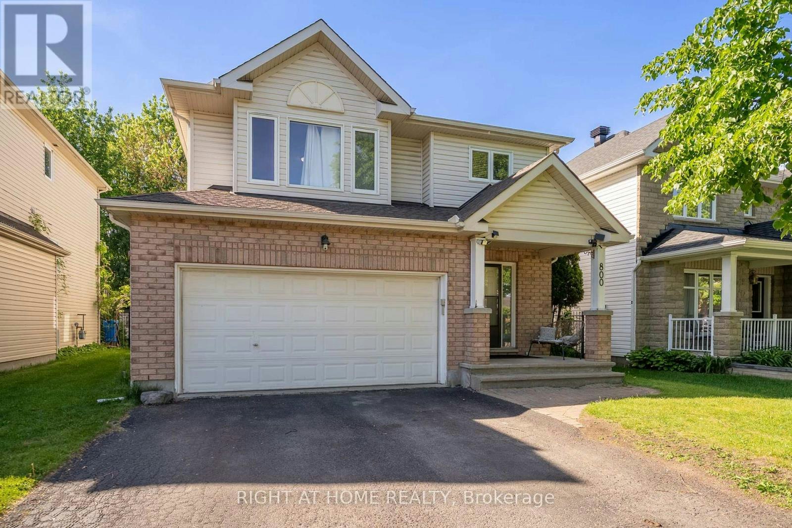 800 Long Point Circle, Ottawa, ON, K1T 4H6