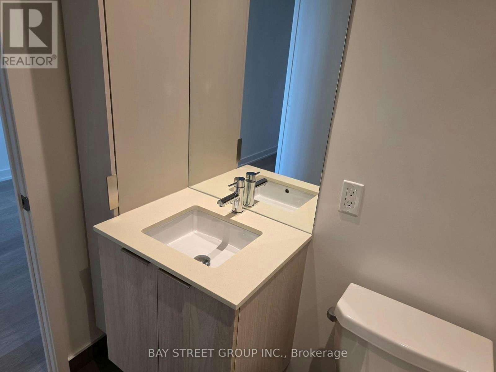 7201-448 Burnhampthrope Road, Mississauga, ON, L5B 0R4 - 30