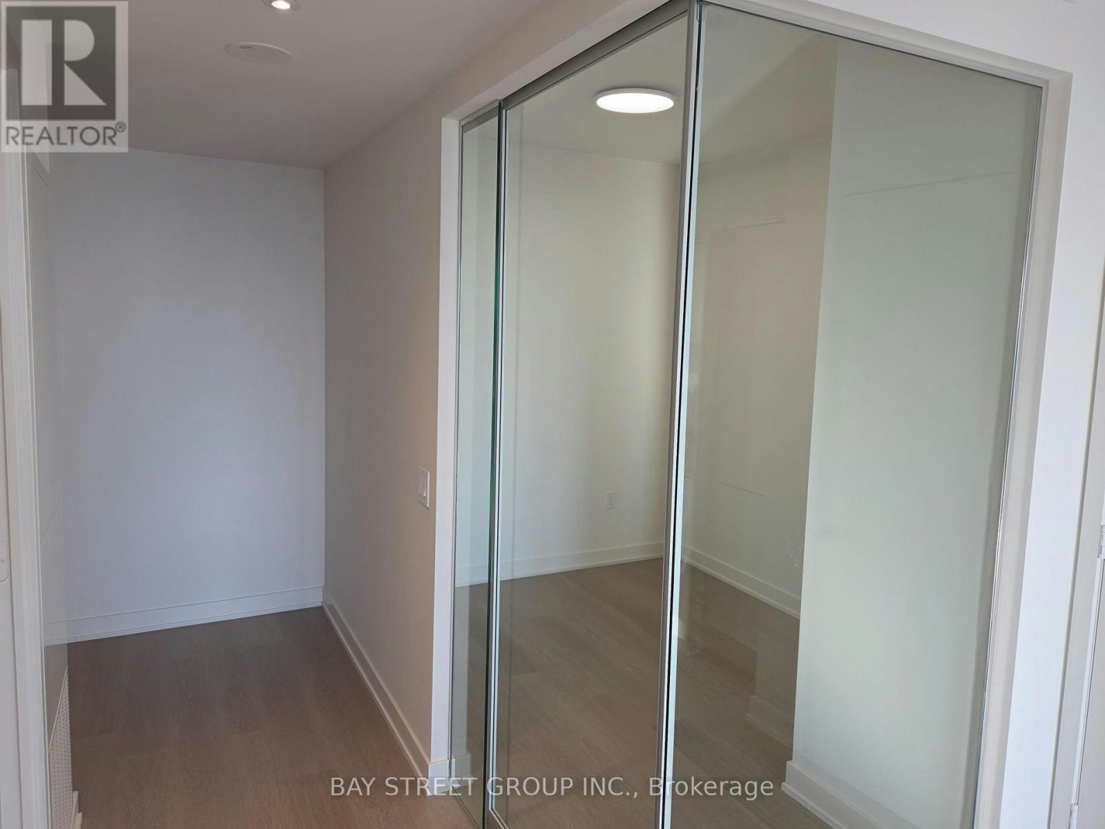 7201-448 Burnhampthrope Road, Mississauga, ON, L5B 0R4 - 17