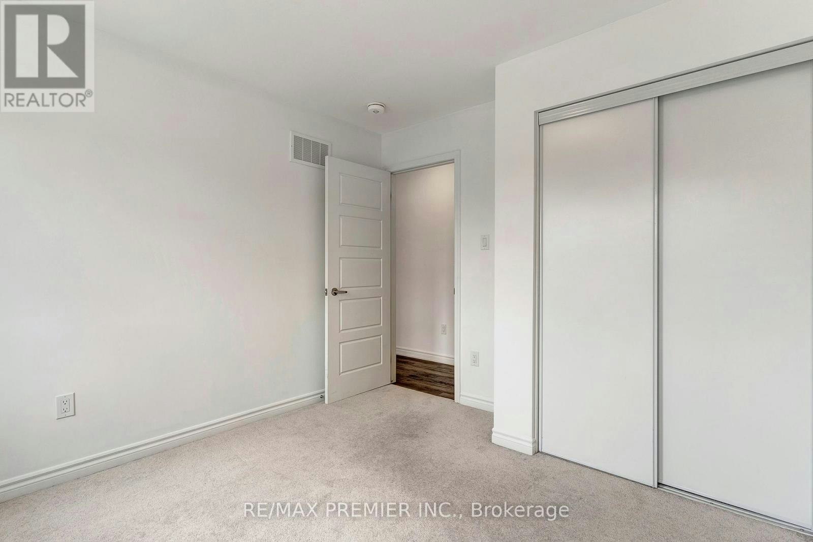 4 Saxony Street, Kitchener, ON, N2R 0S3 - 15