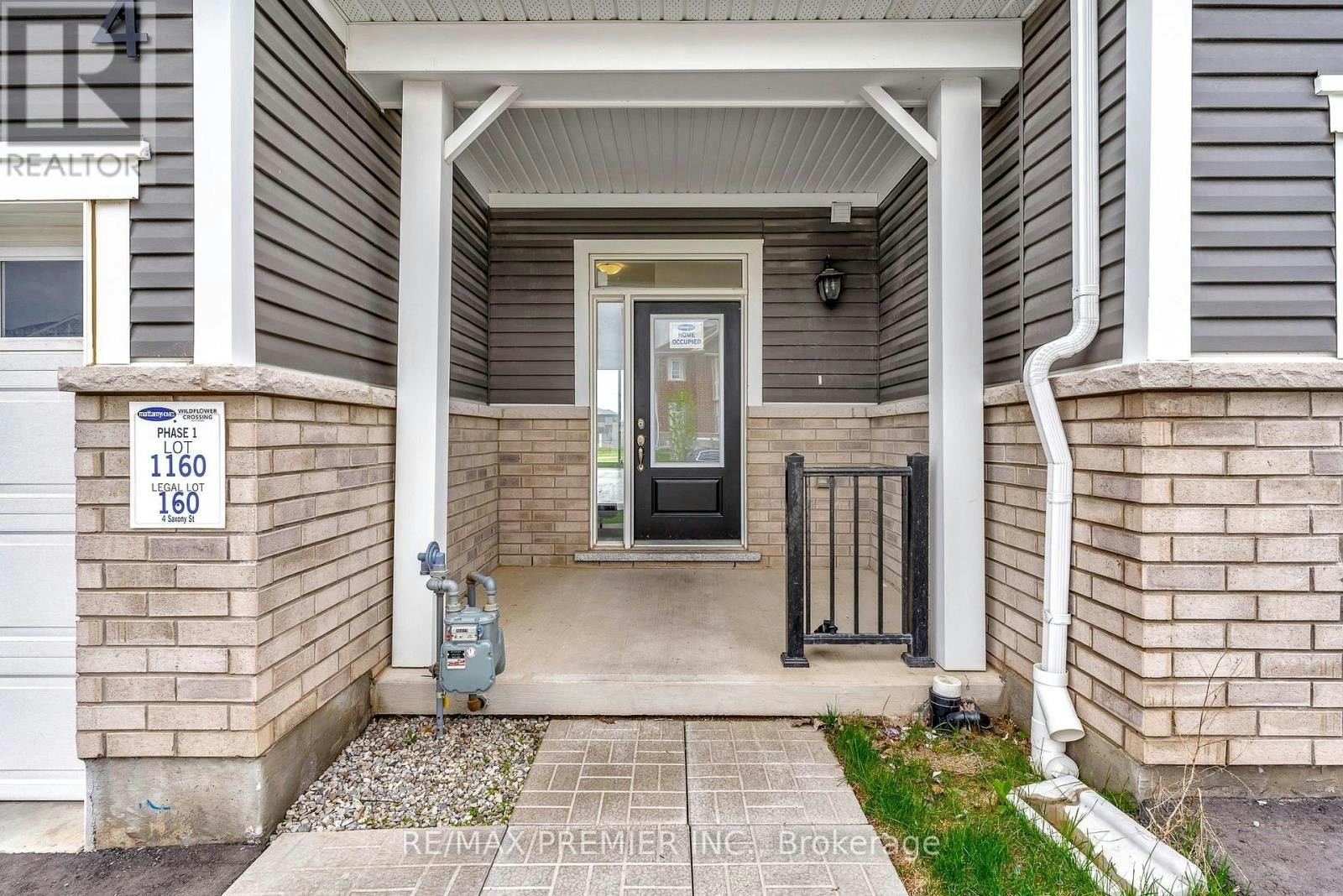 4 Saxony Street, Kitchener, ON, N2R 0S3 - 2