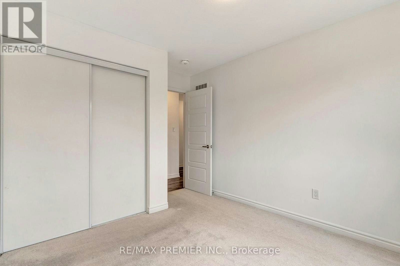 4 Saxony Street, Kitchener, ON, N2R 0S3 - 16