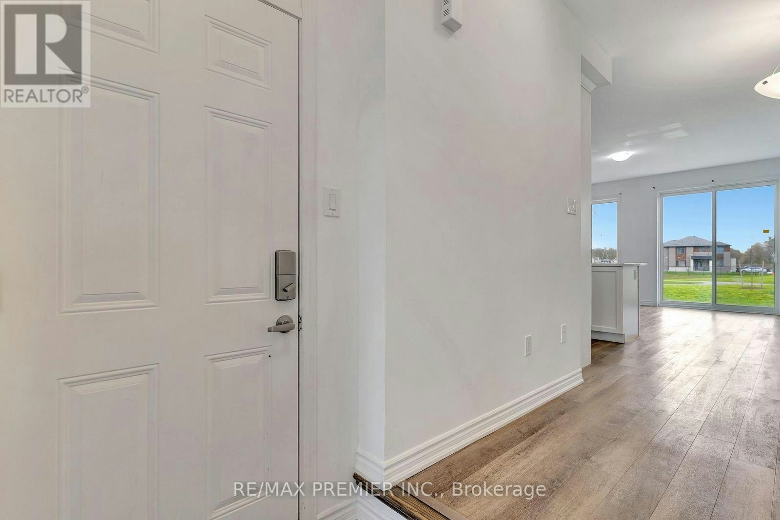 4 Saxony Street, Kitchener, ON, N2R 0S3 - 3
