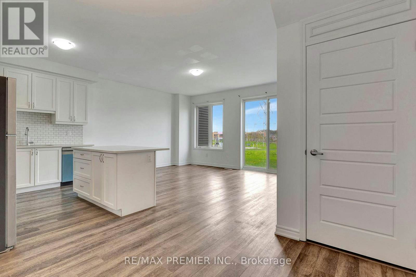 4 Saxony Street, Kitchener, ON, N2R 0S3 - 6
