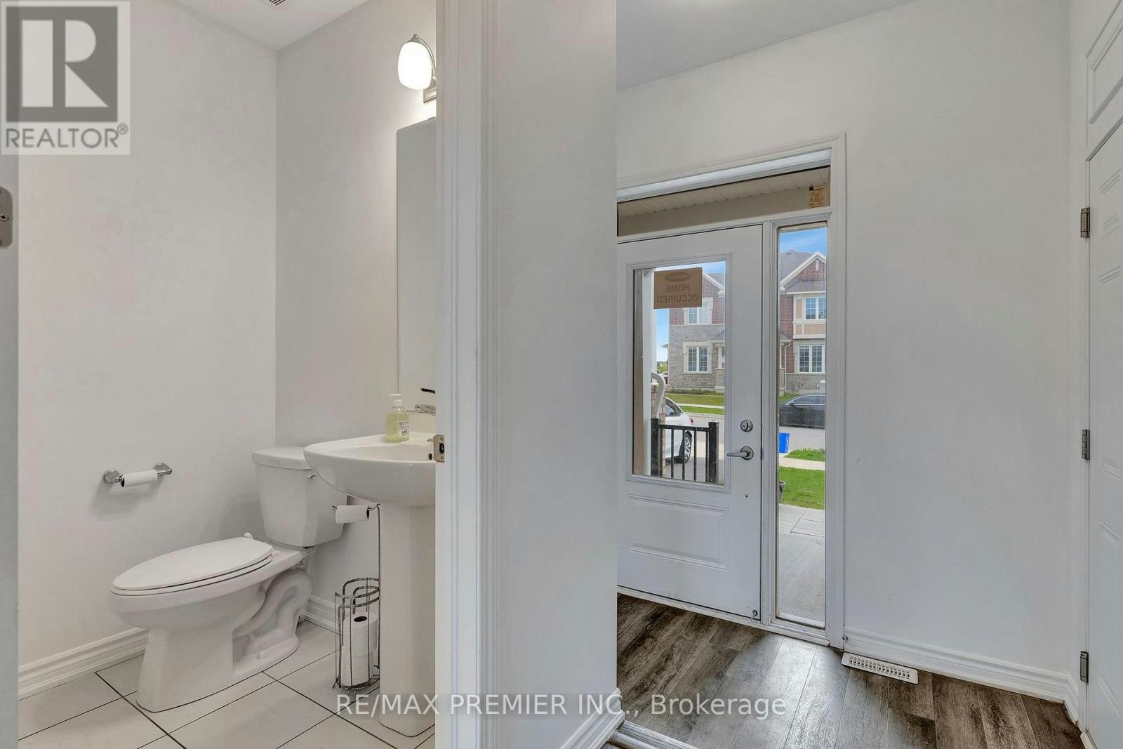 4 Saxony Street, Kitchener, ON, N2R 0S3 - 4