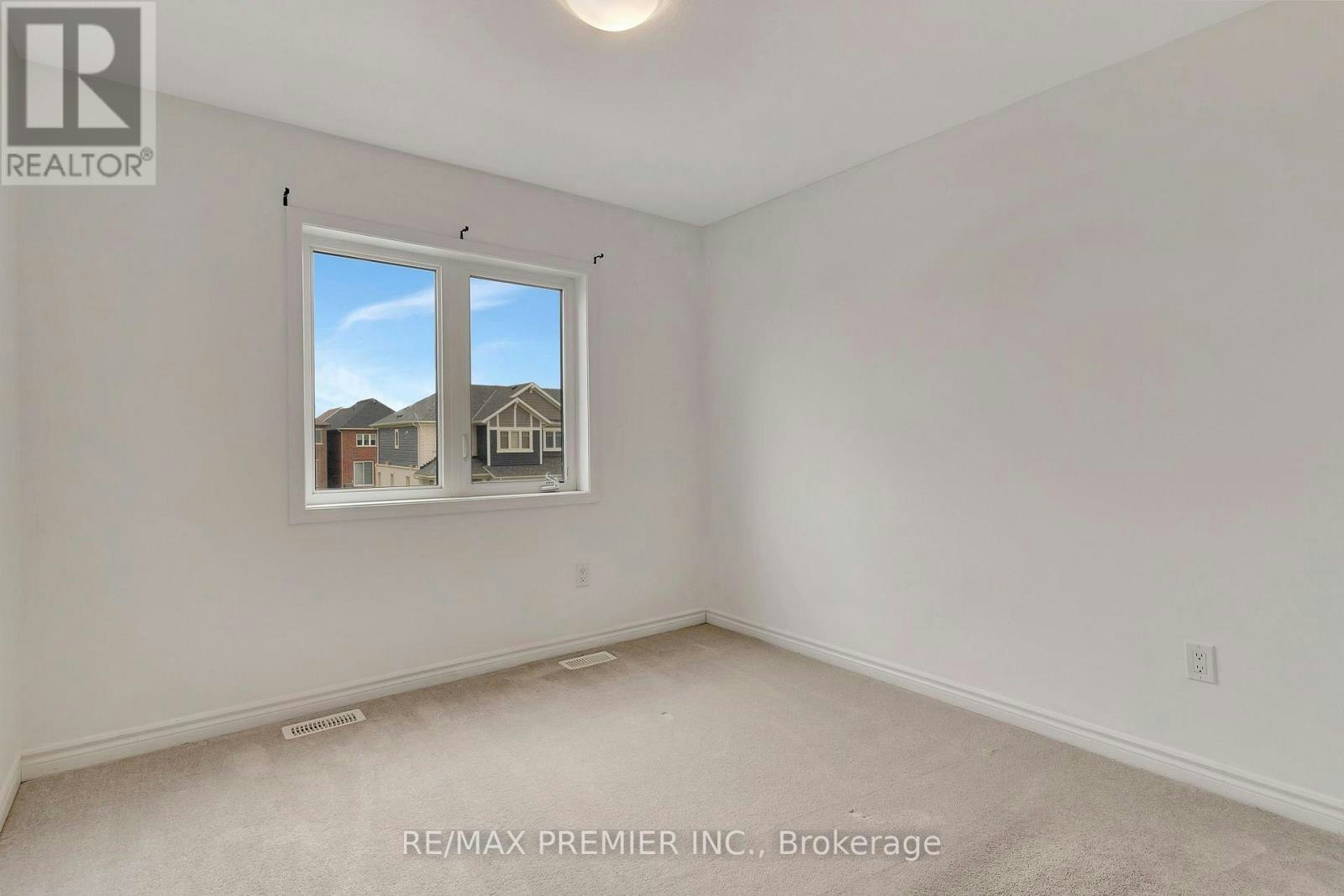 4 Saxony Street, Kitchener, ON, N2R 0S3 - 14