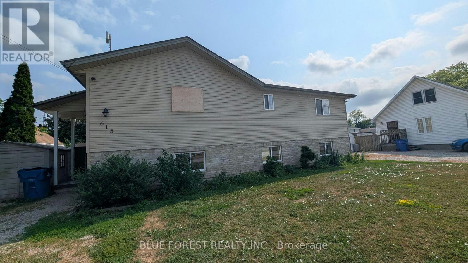 618 Wallace Street, Chatham-Kent, ON, N8A 1K7