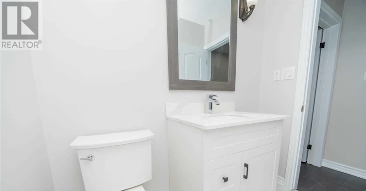 B-372 Adelaide Avenue, Oshawa, ON, L1J 2R6 - 9