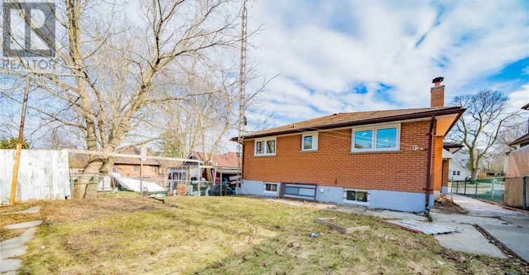 B-372 Adelaide Avenue, Oshawa, ON, L1J 2R6 - 3