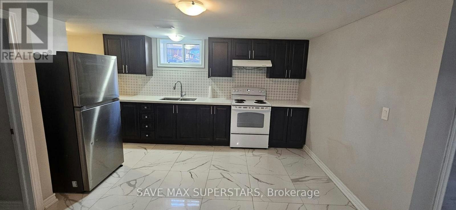 B-372 Adelaide Avenue, Oshawa, ON, L1J 2R6 - 16