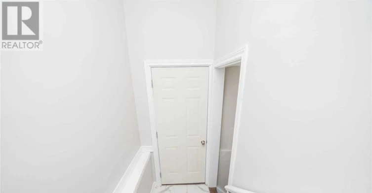 B-372 Adelaide Avenue, Oshawa, ON, L1J 2R6 - 4