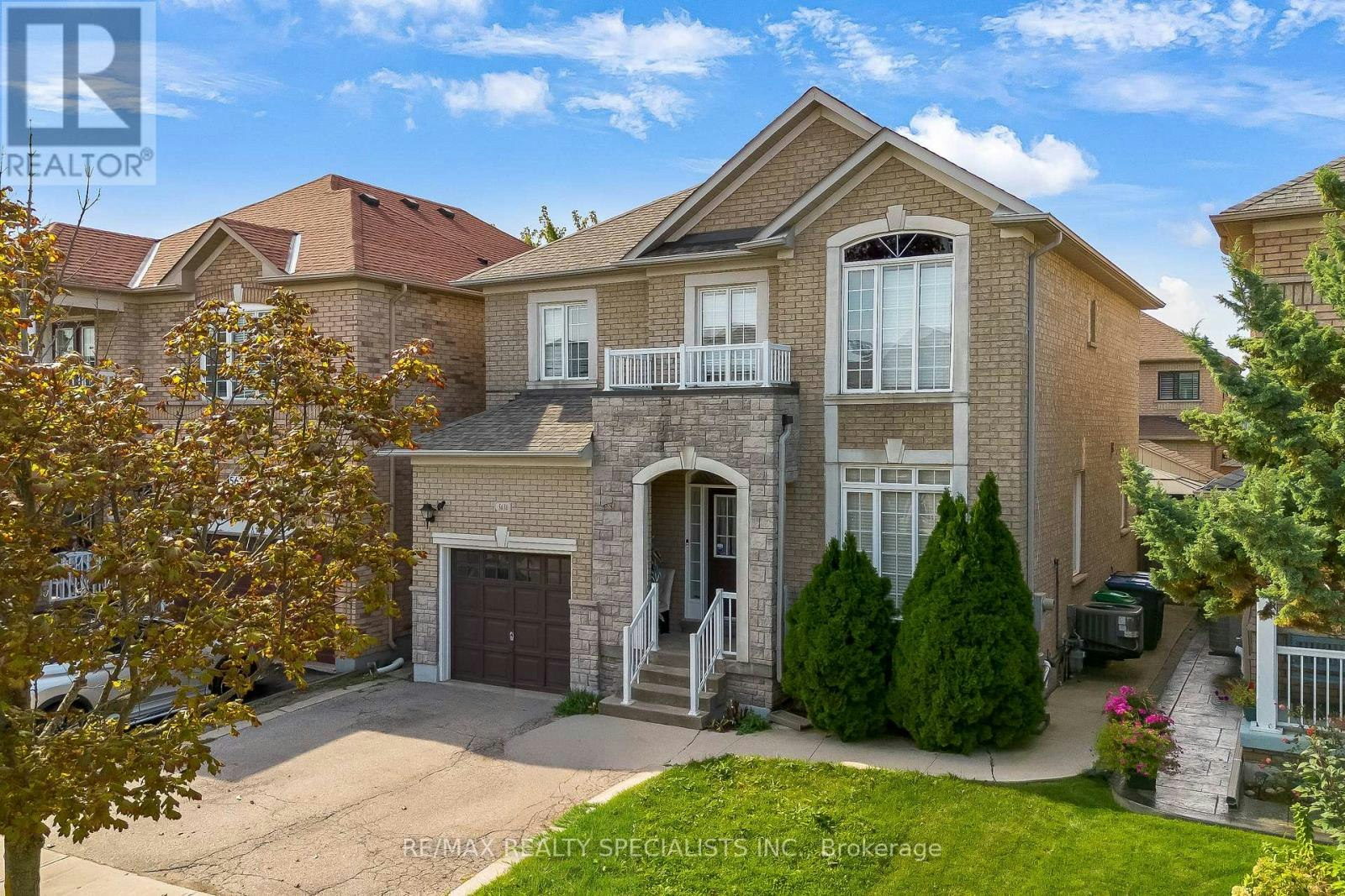 5636 Kellandy Run, Mississauga, ON, L5M 7A8 - 2
