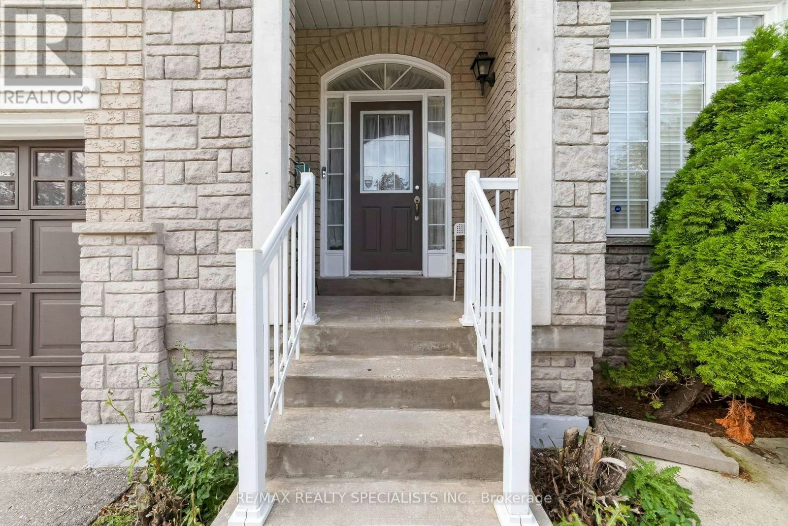 5636 Kellandy Run, Mississauga, ON, L5M 7A8 - 3