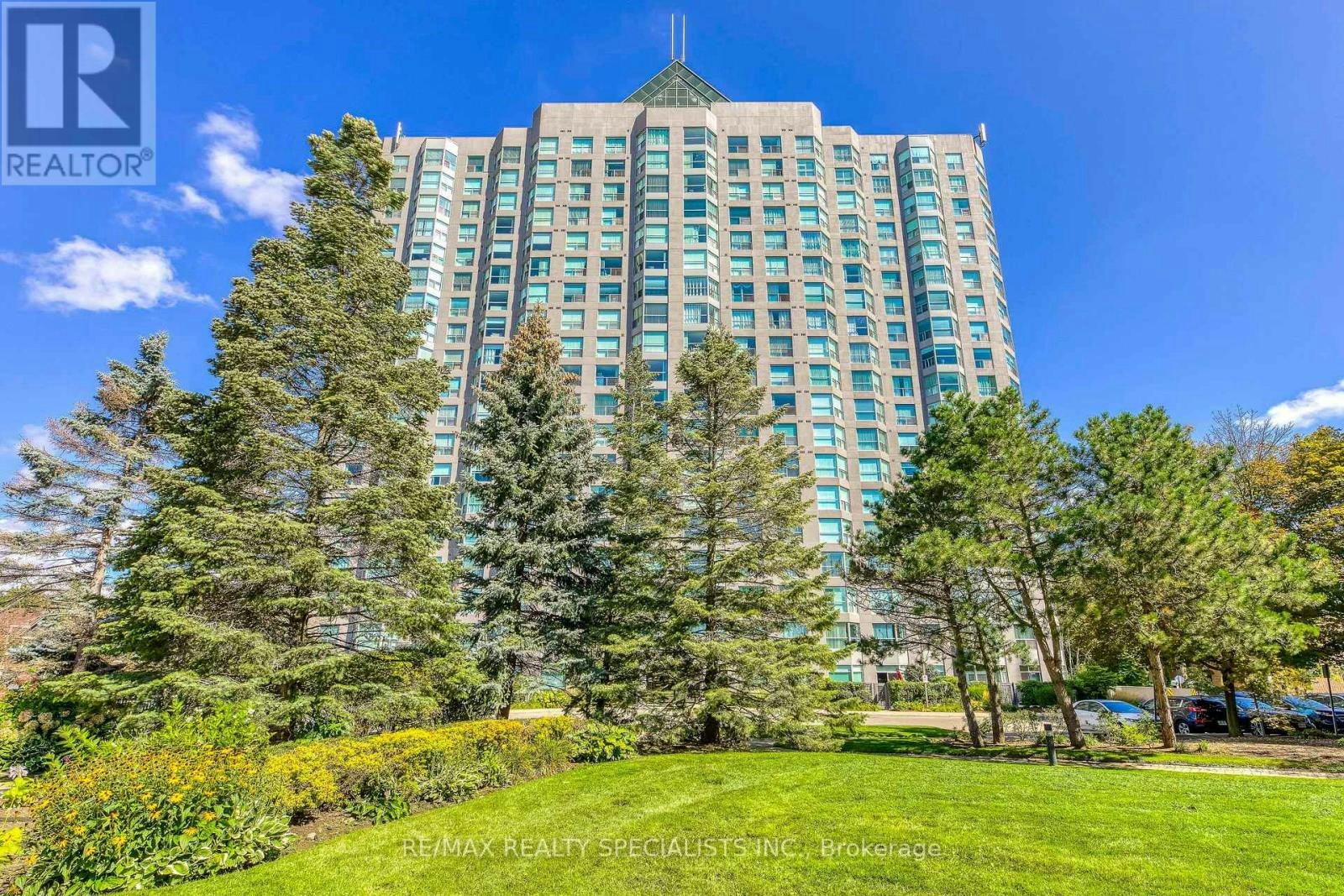 212-2155 Burnhamthorpe Road W, Mississauga, ON, L5L 5P4
