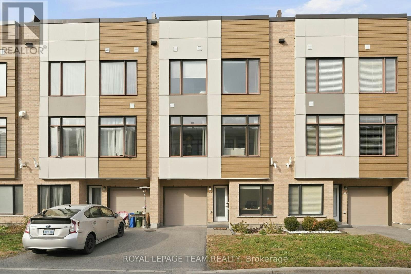 313 Foliage Private, Ottawa, ON, K2H 0C5